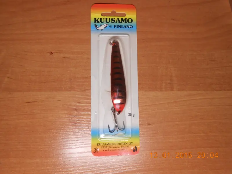KUUSAMO SUOMI,30 грамм, длина 90 мм., обычный тройник, узкая прогонистая, на течении с такой...