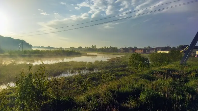 А на реке по утрам туман...