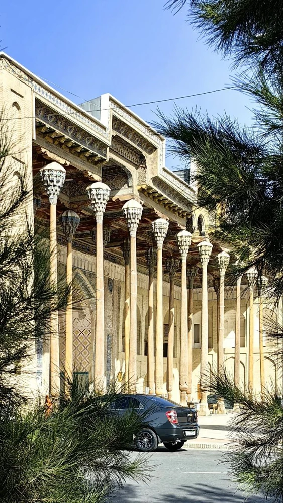 Мечеть Боло-Хауз.