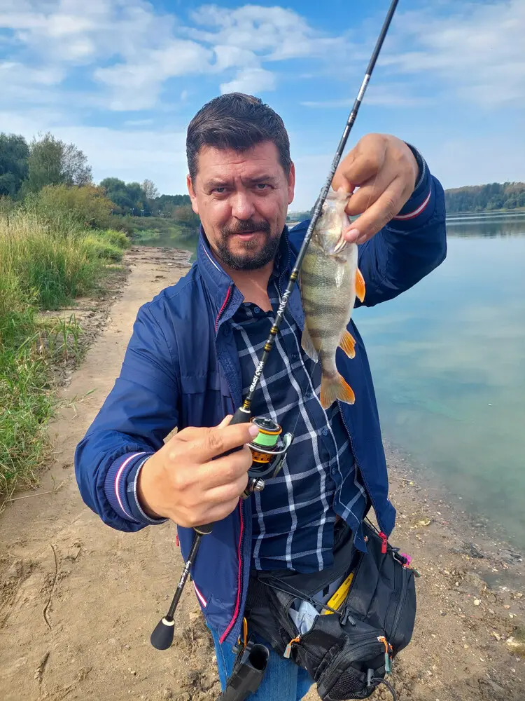 Гнул и давил как судак. Я даже думал, что это реально судак, так он сопротивлялся) Но это был...