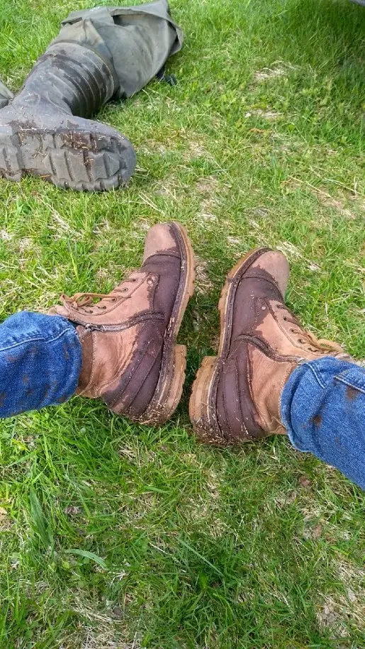 Ботинки промокли, а ноги то сухие)
