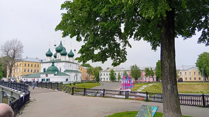 Московский мост.