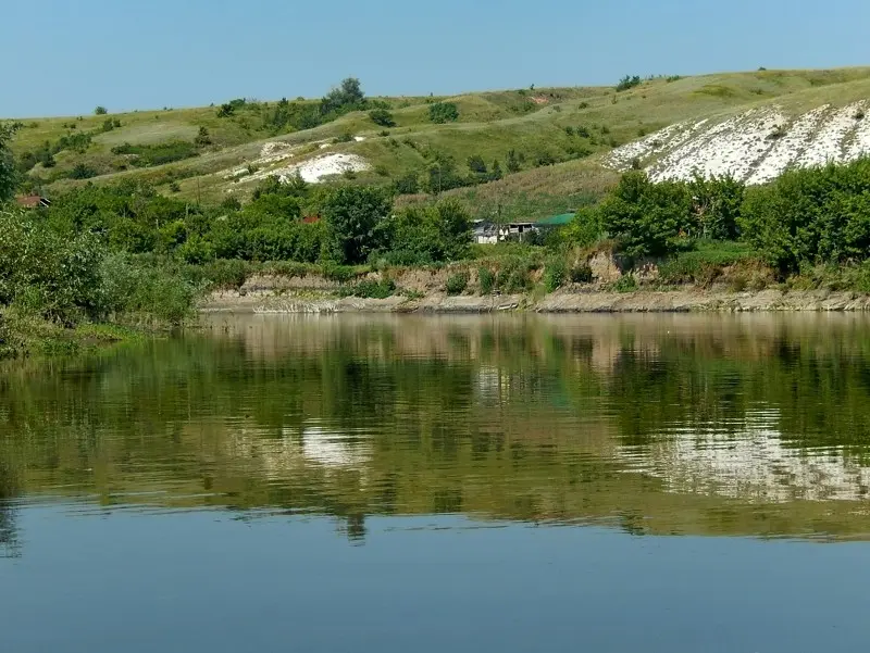 Показалась станица Федосеевская.