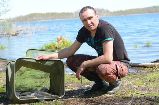 Ловля Карася в Тверской обл. По холодной воде весной