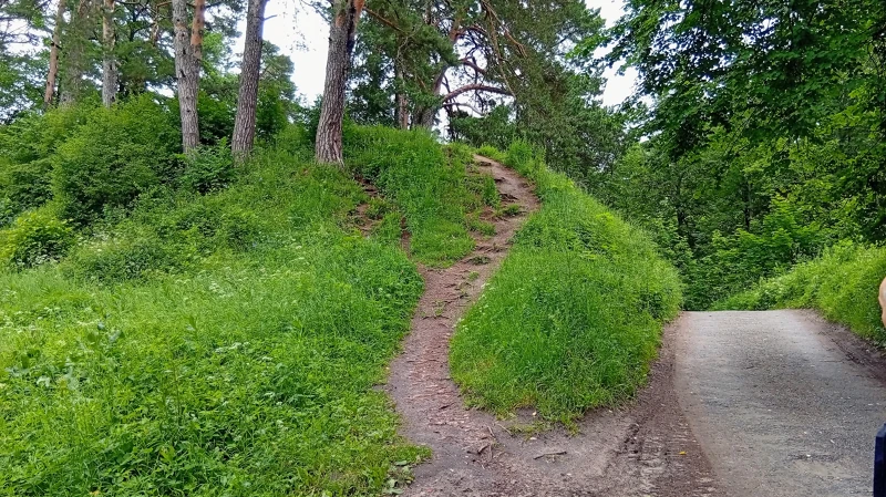 Вал Звенигородского городка.