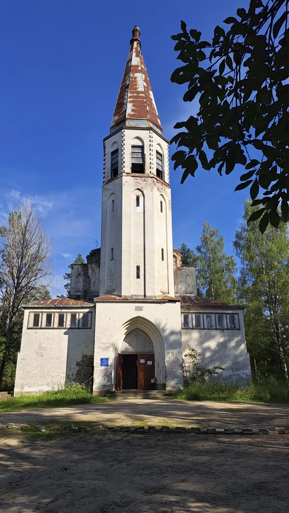 Кирха. Одна из множества.