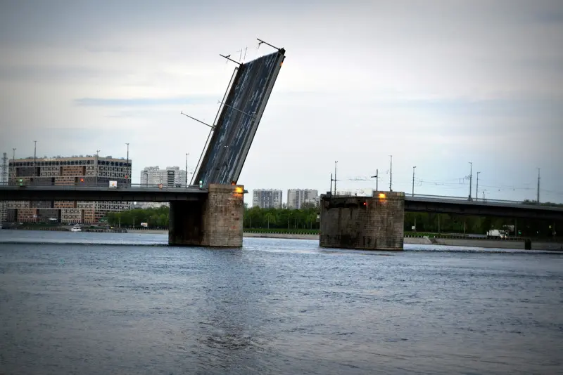 Утро в Петербурге.