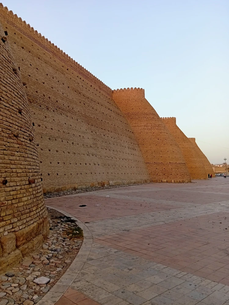 Южная стена Арка.