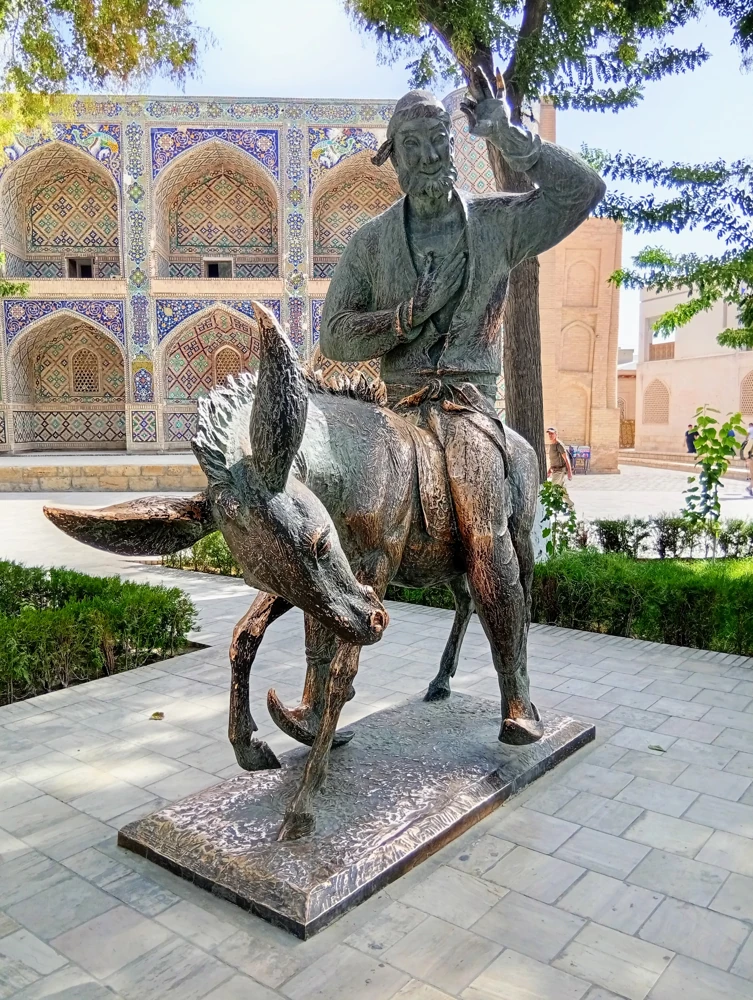 Памятник Ходже Насреддину. Скульптор Я. Шапиро. 1979 г.