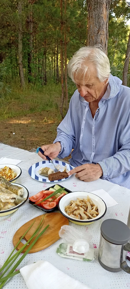 Ну, а я люблю, где костей поменьше.