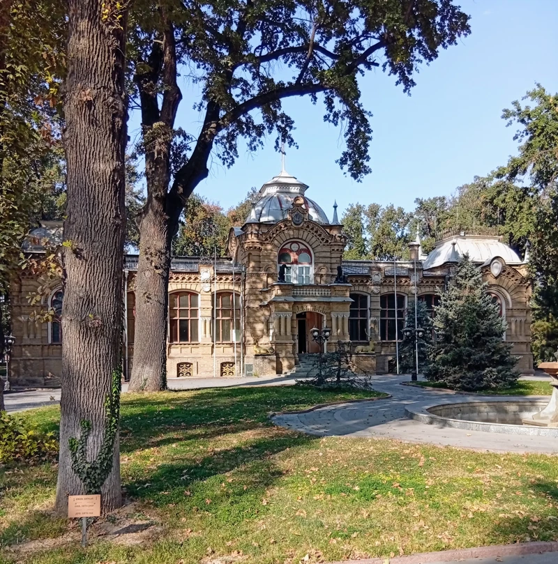 Дворец Великого князя Николая Константиновича Романова.