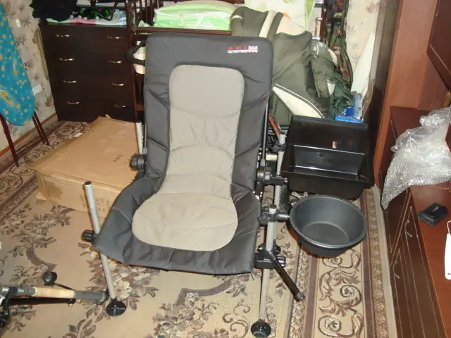Люблю комфорт, кресло мои 110 кг легко держит, даже спал в этом кресле при опущенной спинке...