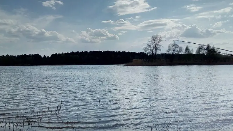 Собственно, предыдущие три дня погода была замечательная — пробовал поймать что-либо на спиннинг...