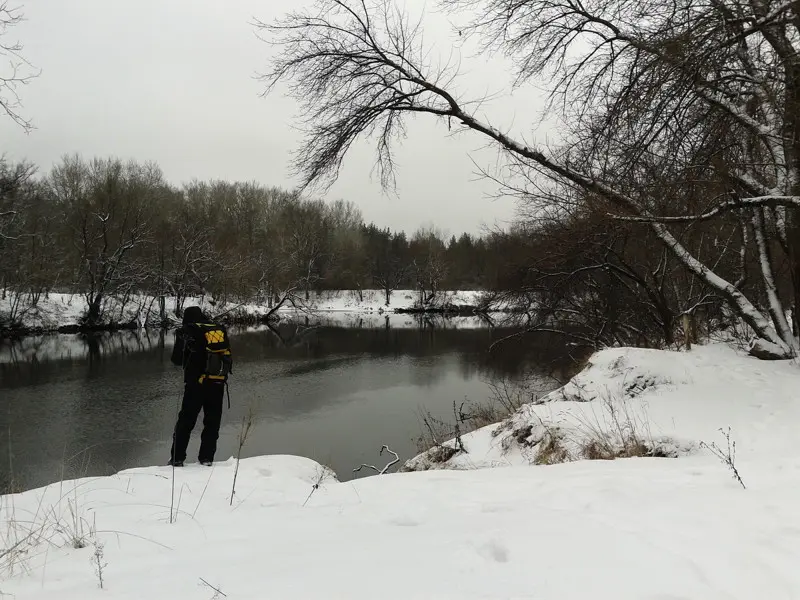 Внизу три метра до воды :)