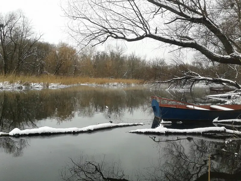 На остатках жидкой воды :)