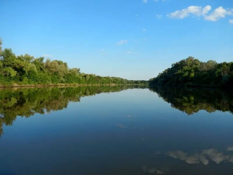 Пора было подыскивать место для второй стоянки.